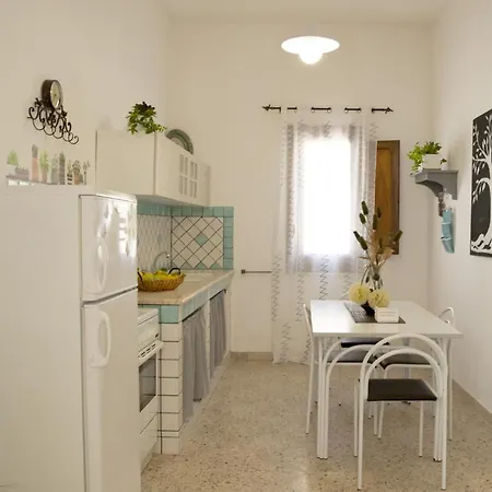 Savoia 46 * San Vito Lo Capo